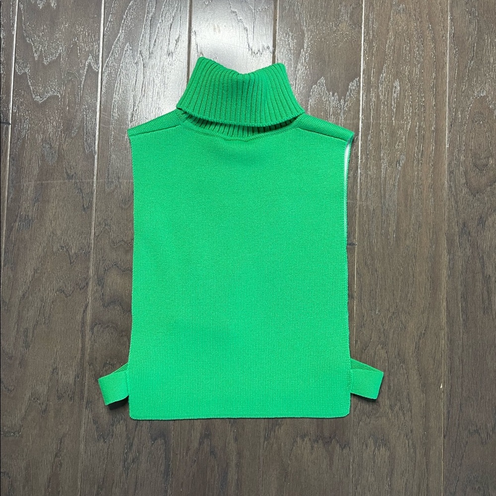 Chanel green knit top - Picture 2 of 2